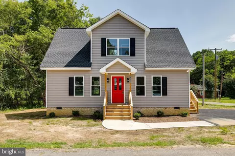 2205 Courthouse Rd, Hopewell, VA 23860