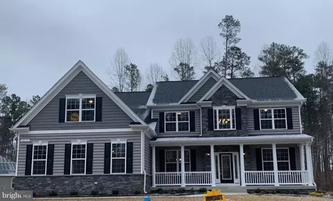 10171 Mulberry Ct, King George, VA 22485