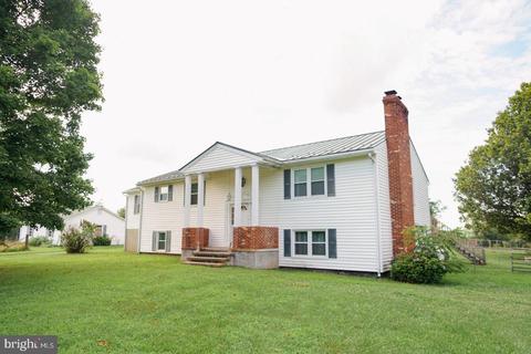 15513 Dickinsons Corner Dr, King George, VA 22485
