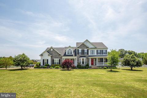 8574 Gray Fox Ln, King George, VA 22485