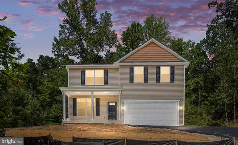 8861 Sage Ct, King George, VA 22485