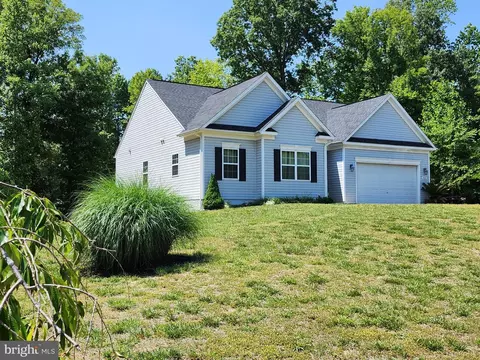 8052 Buckthorne Run, King George, VA 22485
