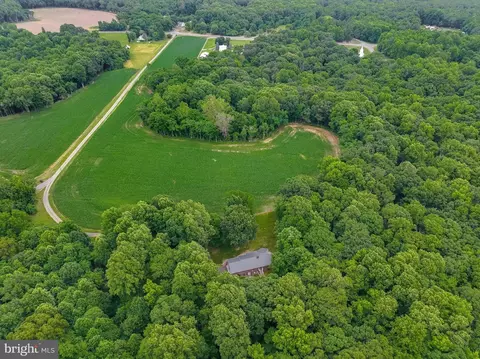 17210 Emma Ln, King George, VA 22485