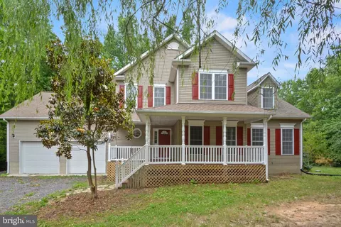 7250 Muscoe Pl, King George, VA 22485