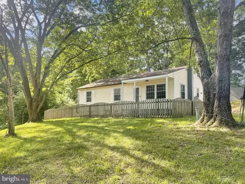 13072 Bradley Ln, King George, VA 22485