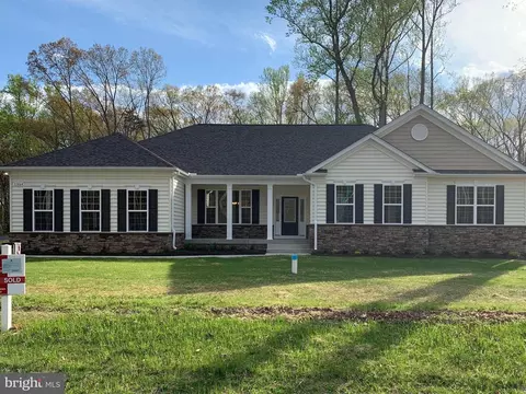 10723 Wisteria Ln, King George, VA 22485