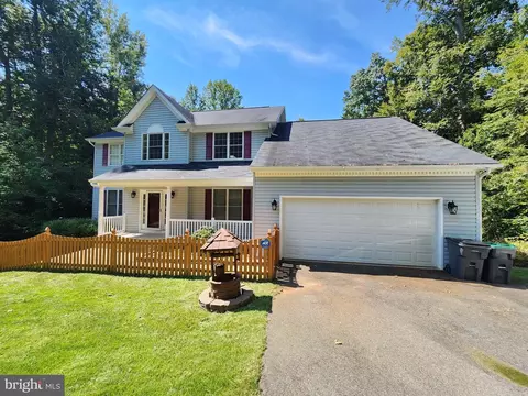 6240 Wheeler Dr, King George, VA 22485