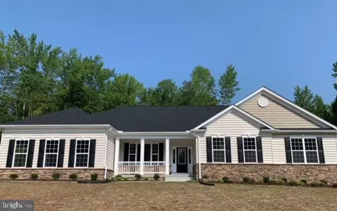 10798 Wisteria Ln, King George, VA 22485