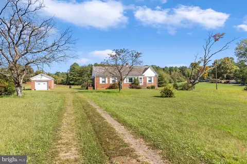 13219 James Madison Pkwy, King George, VA 22485