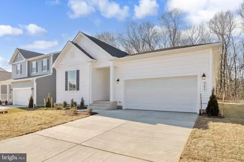 6294 Bobcat Ln, King George, VA 22485