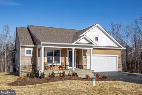 9091 Arcadia Dr, King George, VA 22485