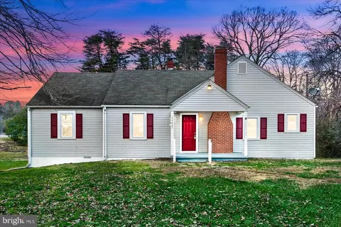 11487 Eds Dr, King George, VA 22485