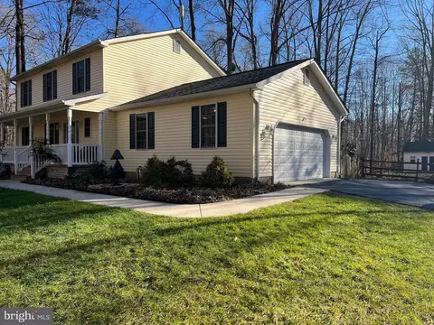 10349 Mount Vernon Cir, King George, VA 22485
