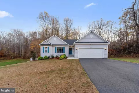6851 Ginseng Ln, King George, VA 22485
