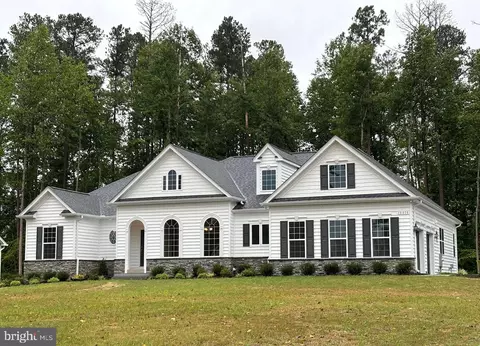 10810 Wisteria Ln, King George, VA 22485