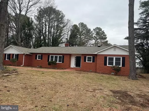 6385 Windsor Dr, King George, VA 22485