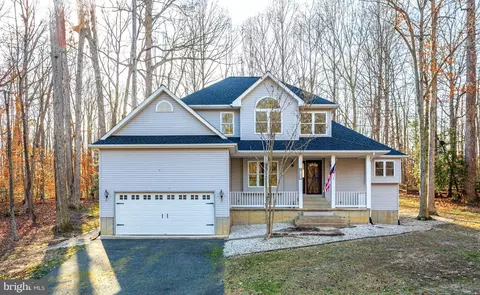 7280 Jefferson Dr, King George, VA 22485