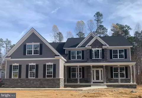 10736 Wisteria Ln, King George, VA 22485
