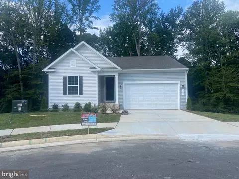 6207 Bobcat Ln, King George, VA 22485