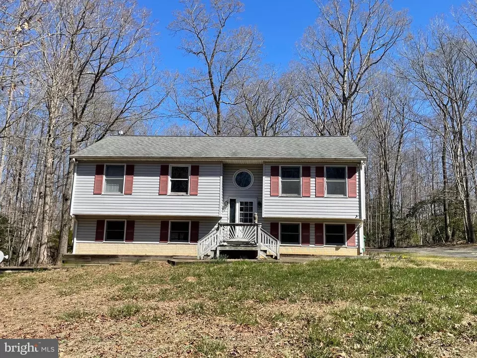 Exterior - 7311 Potomac Forest Dr, King George, VA 22485 photo 1 of 6