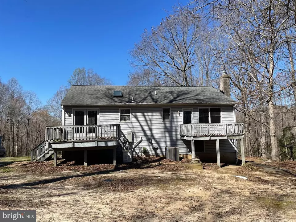Exterior - 7311 Potomac Forest Dr, King George, VA 22485 photo 2 of 6