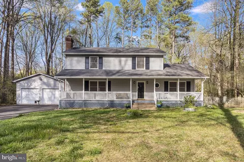 8291 Zynel Ln, King George, VA 22485