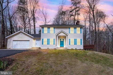 8505 Clare St, King George, VA 22485