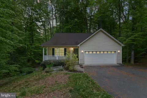 10668 Eisenhower Dr, King George, VA 22485