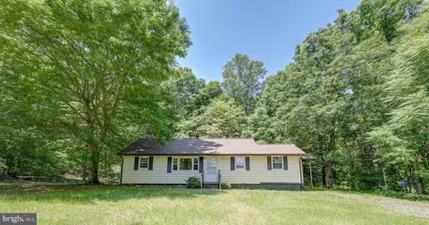 13158 James Madison Pkwy, King George, VA 22485