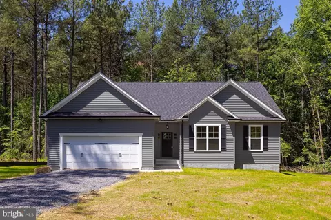 7528 Monroe, King George, VA 22485