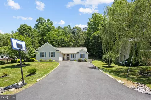 9165 Cody Ln, King George, VA 22485