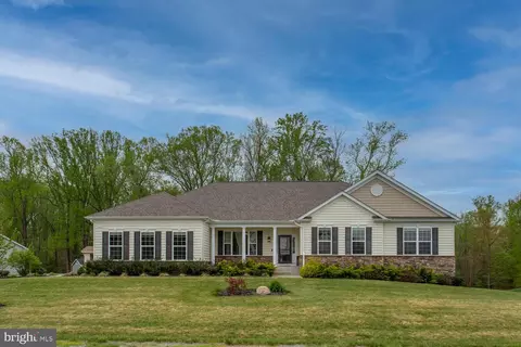 9468 Juniper St, King George, VA 22485