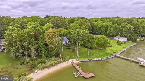 2173 River Dr, King George, VA 22485