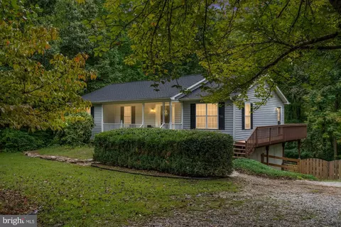 9486 Caledon Rd, King George, VA 22485