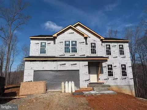 7427 Long Leaf Ln, King George, VA 22485