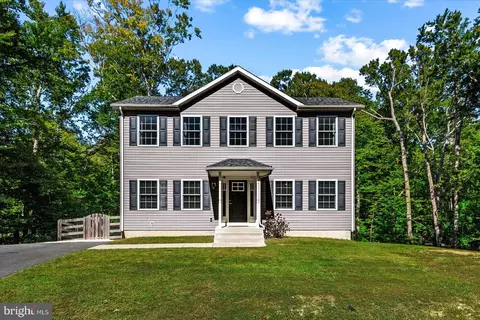 10175 Senate Cir, King George, VA 22485