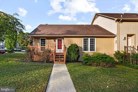 11052 Vernon Woods Dr, King George, VA 22485