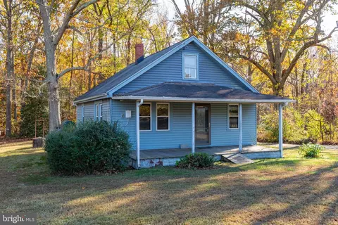 10083 Indiantown Rd, King George, VA 22485