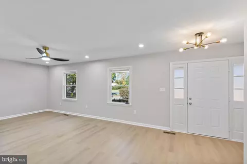 8038 Kings Hwy, King George, VA 22485