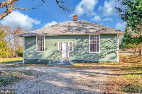 4239 Green Heights Ln, King George, VA 22485