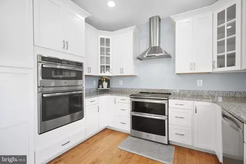 Kitchen - 7398 Jackson Dr, King George, VA 22485 photo 2 of 3
