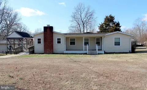 12040 Mount Rose Dr, King George, VA 22485