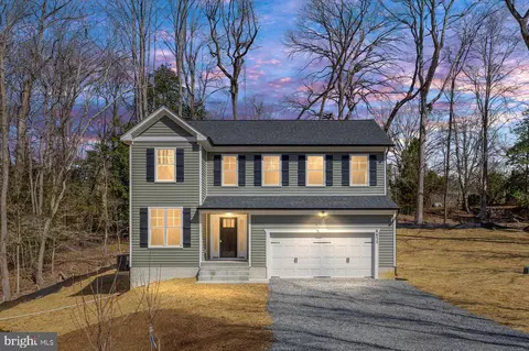 9473 Hayes Ct, King George, VA 22485