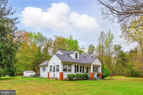 2371 Mathias Point Rd, King George, VA 22485