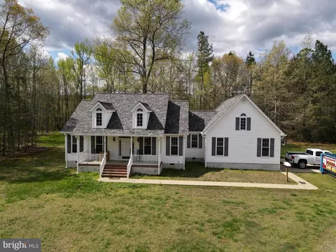 12380 Prim Rd, King George, VA 22485