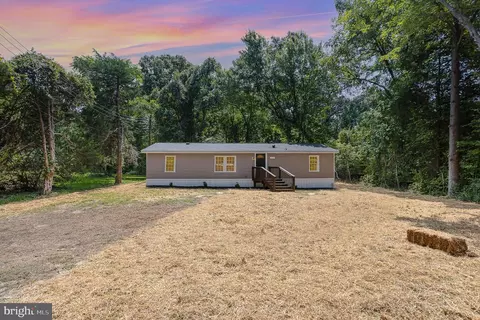 13134 State Rd, King George, VA 22485