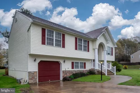 1223 Winfield Ct, King George, VA 22485