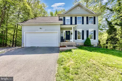6162 Morton Cir, King George, VA 22485
