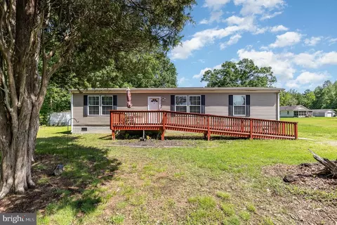 3079 Mathias Point Rd, King George, VA 22485