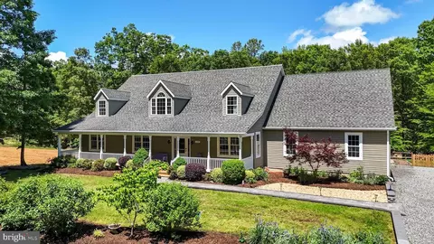 17397 Rosiers Creek Ln, King George, VA 22485